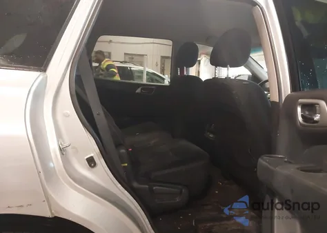 2015 Nissan Pathfinder Platinum/S/Sl/Sv из США, поврежденный, VIN 5N1AR2MN6FC653172